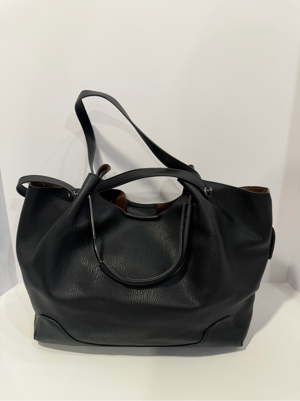 Sondra Roberts vegan leather tote bag